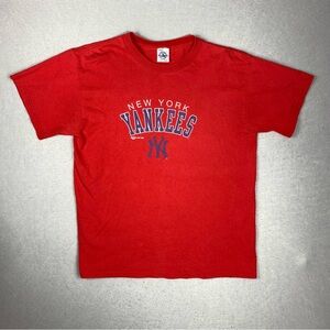 Delta Pro Weight Yankees Shirt Mens Medium Red MLB Y2K Graphic Tee